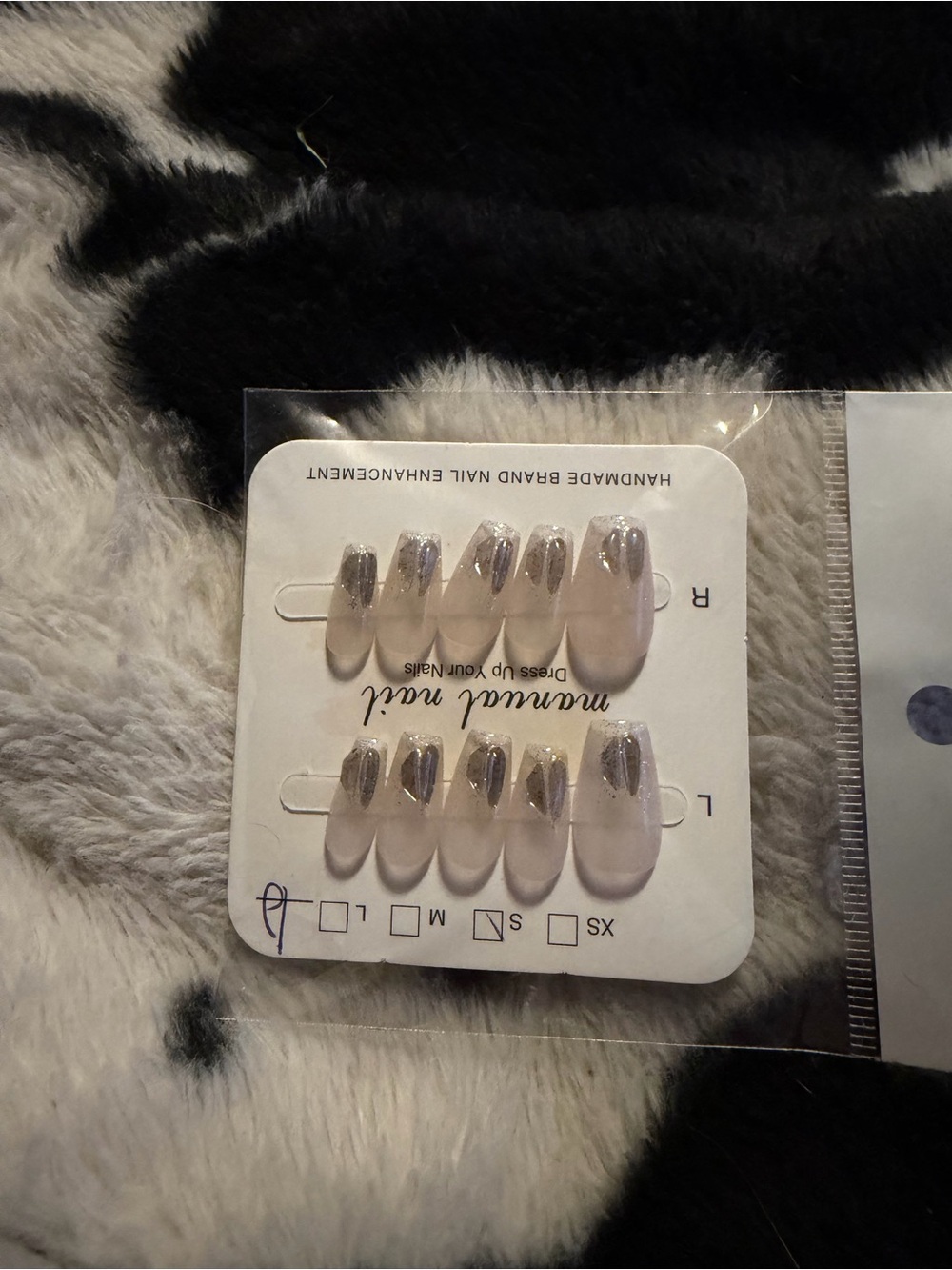Neutral Press-On Nails with Silver Glitter Accent